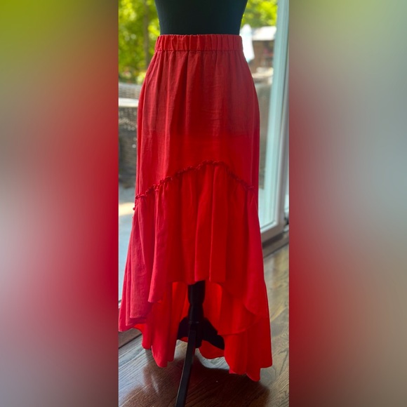 Versatile asymmetrical linen strapless dress or skirt. - Picture 3 of 4